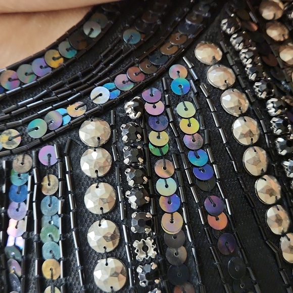 NWT Size 6 Black Mac Duggal Gown - Picture 12 of 13